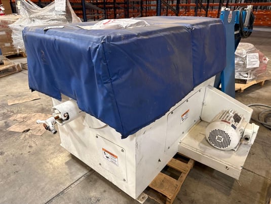 6 cu.ft. CLM Vibetech #VHTH-1748, tub type vibratory finisher, 5 HP - Image 2