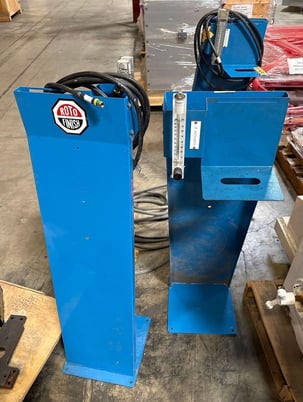 6 cu.ft. CLM Vibetech #VHTH-1748, tub type vibratory finisher, 5 HP - Image 8