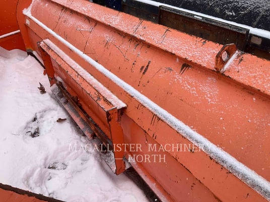 Miscellaneous Mfgrs SCOOP DOGG, Snow Removal Attachments, S/N: 4373, - Image 4