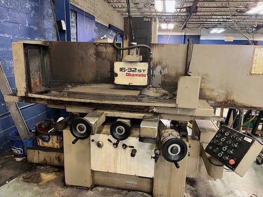 16" x 32" Okamoto #ACC-16.32ST, surface grinder, 21.5"under new wheel, 3-Axis power with incremental - Image 1