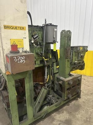 Hertwich Engineering #HE-300-30/A, Swarf Puck Briquetter Press Machine, 660-880 lbs. capacity, 300-400 - Image 2