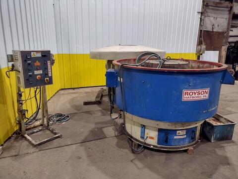 16 cu.ft. Royson #20-CTV-IS, Vibratory Finishing Bowl Deburring, 17.7" width x 29.5" D Channel, 63.4" Bowl - Image 4