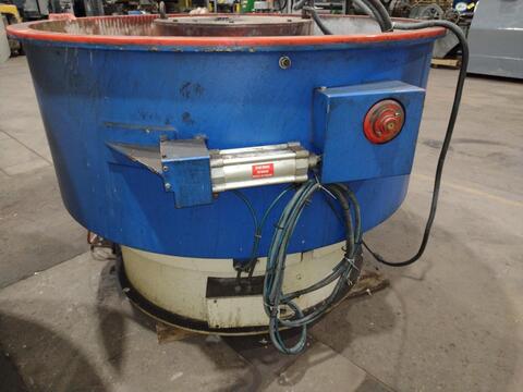16 cu.ft. Royson #20-CTV-IS, Vibratory Finishing Bowl Deburring, 17.7" width x 29.5" D Channel, 63.4" Bowl - Image 10