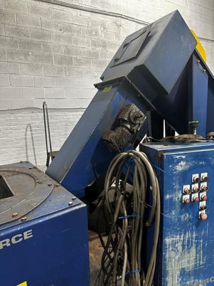 Inter-Source #CA-6200, continuous chip processing, 1500 lb. max capacity, 2 HP, 1999 - Image 6