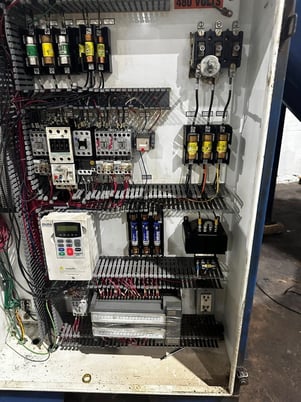 Inter-Source #CA-6200, continuous chip processing, 1500 lb. max capacity, 2 HP, 1999 - Image 9