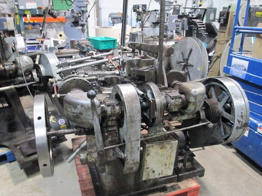 Nilson #2F, 4-slide wire former, 1/8" wire diameter, 2" wire width, oil feed & updated motor, manual operated - Image 2