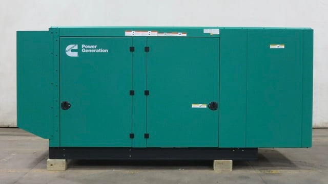 100 KW Cummins #C150N6, Natural gas generator set, QSJ8.9G engine, 240 HP, EPA, 120/208 Volts, PMG, UL 2200 - Image 1