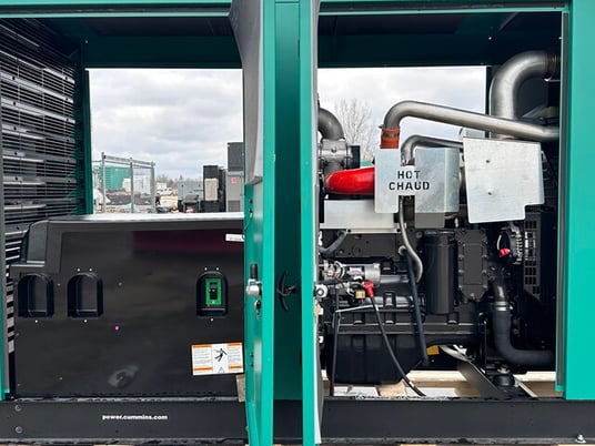 100 KW Cummins #C150N6, Natural gas generator set, QSJ8.9G engine, 240 HP, EPA, 120/208 Volts, PMG, UL 2200 - Image 4