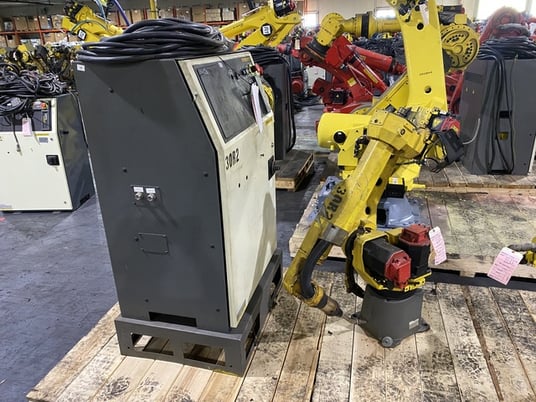 Fanuc, ArcMate 100iC/6L, robot with R-30iA controls, parts only - Image 3