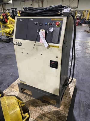 Fanuc, ArcMate 100iC/6L, robot with R-30iA controls, parts only - Image 7