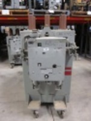 2000 Amps, General Electric, AM-13.8-750B-6L, electrically operated, drawout, #AB0796 - Image 2