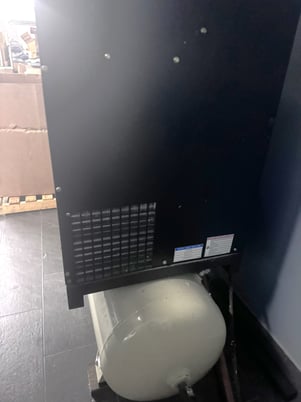 135 psi, Ingersoll-Rand #R4i-A135, rotary screw air compressor w/ tank, 5 HP, Xe50 Microprocessor Control - Image 3