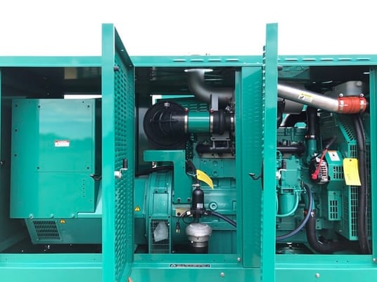 230 KW Cummins #DSHAD, diesel generator set, QSL9-G2 NR3 engine, 277/480 Volts, 364 HP, Tier 3, weatherproof - Image 4
