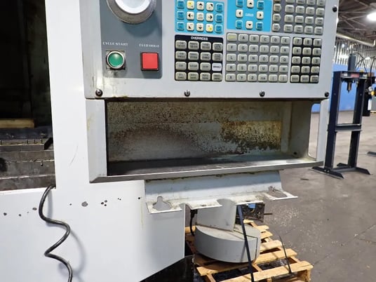 Haas #Mini-Mill, vertical machining center, 12" x 28-1/2" capacity, 208/240 V., coolant pump, Haas cnc, 2004 - Image 5