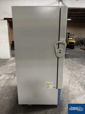 Thermo Scientific #Forma-905, ULT Freezer, 23" x 52" x 25" chamber, 3 shelf, 2 stage, 230 V. - Image 5