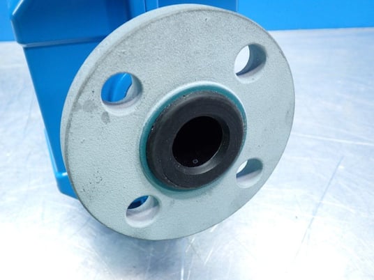 Endress+Hauser #5W4C25-AAELIA0AUA1K0A, Electromagnetic Flow Meter, 1", 19.6 bar, 100-240 VAC - Image 4