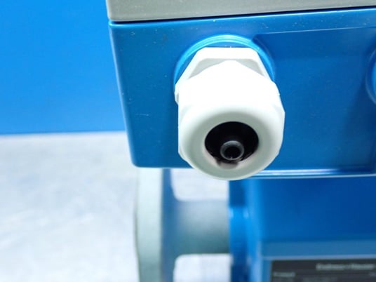 Endress+Hauser #5W4C25-AAELIA0AUA1K0A, Electromagnetic Flow Meter, 1", 19.6 bar, 100-240 VAC - Image 9