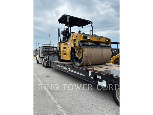 Caterpillar CB13 OSC, Twin Drum Roller, 219 hours, S/N: PWP01442, 2024 - Image 3