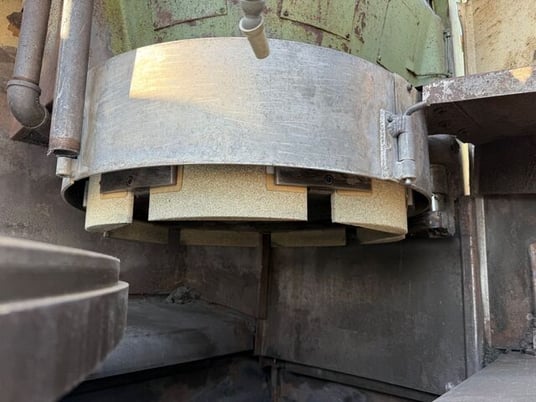 Blanchard #32K-60, vertical rotary surface grinder, 66" swing, 60" chuck, 30" under wheel, 32" wheel - Image 5