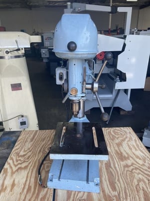 15" Buffalo #15, Bench Top Drill Press, 10" x 11" table, 1/3 HP, - Image 3