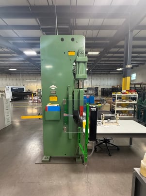 90 Ton, Cincinnati #90CBII, Press Brake, 8' overall, 78" between housing, 8" stroke, 15" open, 7" throat - Image 8