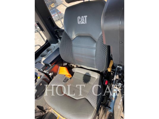 Caterpillar 825, Compactor, 847 hours, S/N: F5P00105, 2024 - Image 7