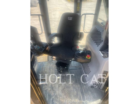 Caterpillar RM400 CAB, Stabilizers Reclaimer, 348 hours, S/N: Z4M00233, 2024 - Image 7