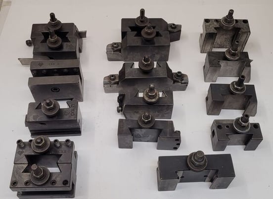 Aloris Lathe Tool Post Holder a 22 Total Piece Set - Image 1