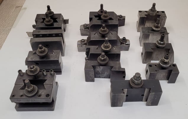 Aloris Lathe Tool Post Holder a 22 Total Piece Set - Image 2