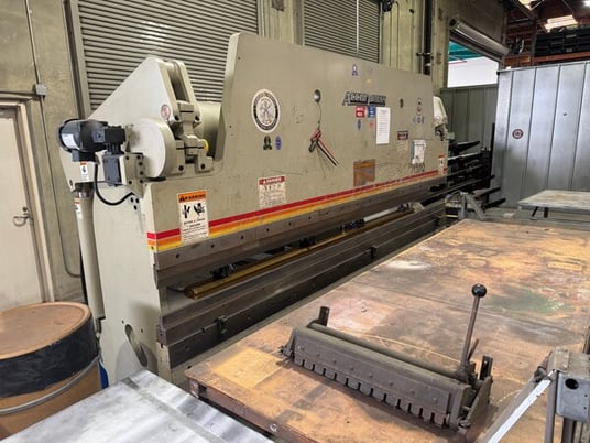 130 Ton, Accurpress #713012, CNC hydraulic press brake, 12' overall, 124" between housing, 14" open, 6" Shut - Image 1
