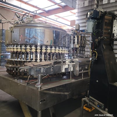 Fogg #46-20, Monoblock Bottle Filler & Capper, w/ Capacity Sorter, 46 Head fill, 20 head capacity, 28mm caps - Image 2