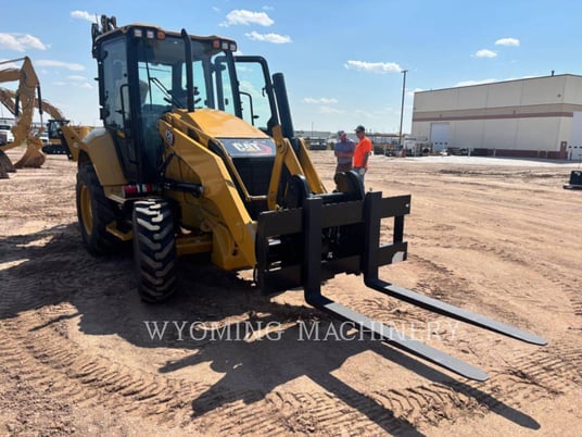 Cat 420, Backhoe Loader, 17 hours, S/N: H8T05702, 2025 - Image 2