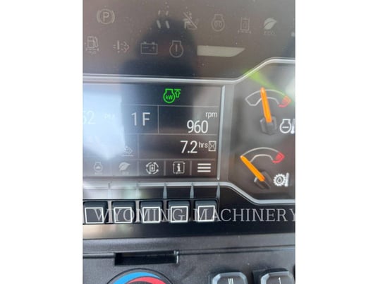 Cat 420, Backhoe Loader, 17 hours, S/N: H8T05702, 2025 - Image 5