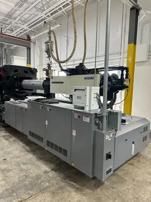 720 Ton, 132 oz., Nissei #FVX660III-310L, horizontal plastic injection molder, 43.3" x 43.3" tie bar, 75.2" - Image 10