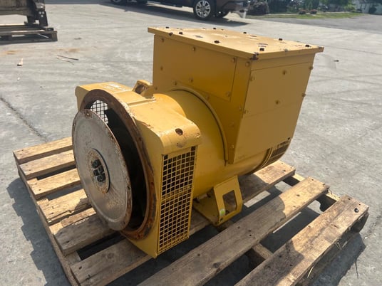 60 KW, Caterpillar Caterpiller #C4.4, generator end, 4 wire, 120/240 Volts, 2006 - Image 4