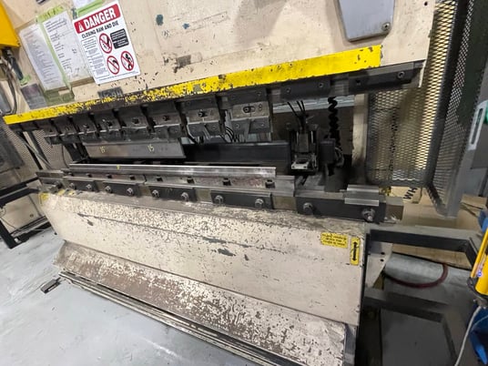 88 Ton, Amada #RG-80, Press Brake, 98.7" overall, 80.8" between housing, 3.94" stroke, 15.76" throat, 14.58" - Image 2