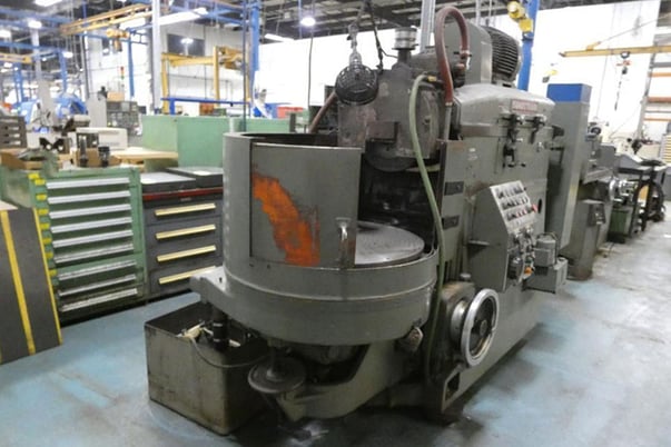 Arter #H-30, horizontal spindle rotary surface grinder, 30" electromagnetic chuck, 10 HP spindle, 16" x 2" x - Image 5
