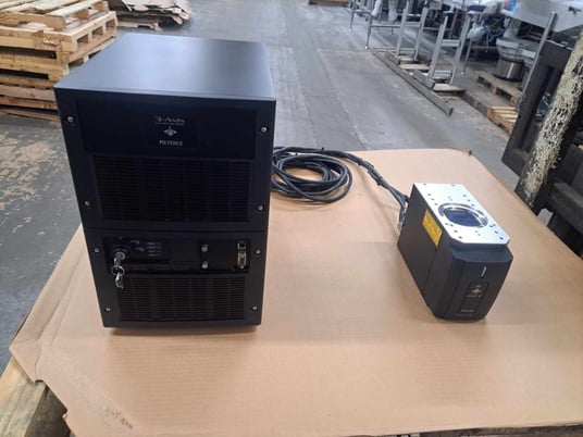 Keyence #MD-F3200C, 3-Axis fiber laser marker - Image 1