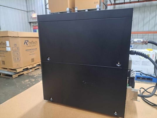 Keyence #MD-F3200C, 3-Axis fiber laser marker - Image 2