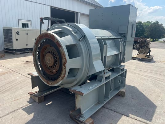 2800 KW, Marathon, MTU 2800RXC6DT2, generator end, 277/480 Volts, take off of 20V 4000 engine, 500 hours, 2008 - Image 5