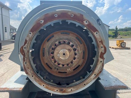 2800 KW, Marathon, MTU 2800RXC6DT2, generator end, 277/480 Volts, take off of 20V 4000 engine, 500 hours, 2008 - Image 6