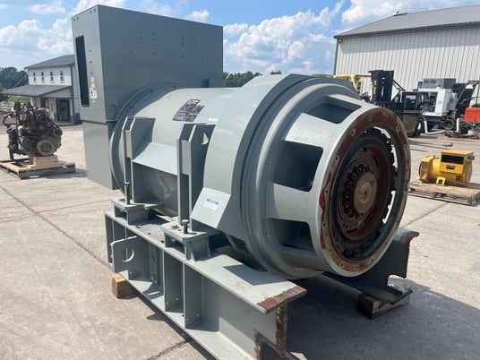 2800 KW, Marathon, MTU 2800RXC6DT2, generator end, 277/480 Volts, take off of 20V 4000 engine, 500 hours, 2008 - Image 7