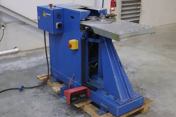 Spiro #Beta-3, hydraulic gorelocker elbow machine, edge former machine, 1999 - Image 2