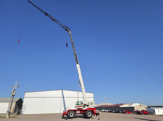 Link-Belt Belt #RTC-8050, all terrain crane, 50 ton, 110' lift, Cummins diesel engine, pneumatic tires, 2014 - Image 5