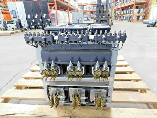 1600 Amps, General Electric, AKR-ND-50, low voltage power circuit breaker, 635 Volts - Image 7