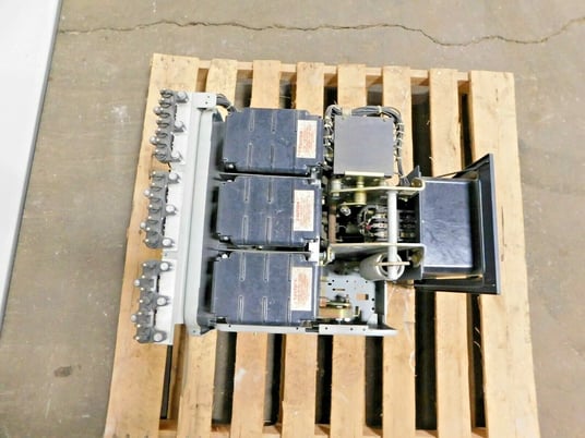 1600 Amps, General Electric, AKR-ND-50, low voltage power circuit breaker, 635 Volts - Image 8