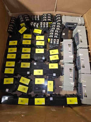 LOT of 60+, 225 Amp, Circuit Breakers, 9 styles - Image 3