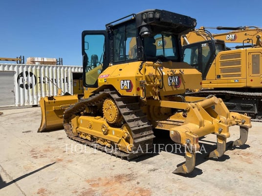 Caterpillar D5-17VP, Crawler Dozer, 885 hours, S/N: ZDA01142, 2022 - Image 2