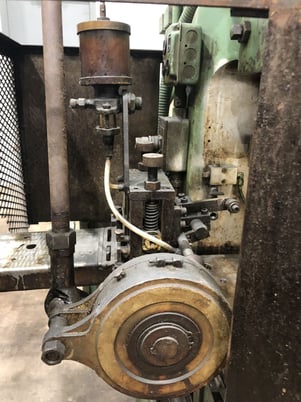 32 Ton, Minster #BI-32, Press, 450 SPM, 1.5" stroke, 10.75" Shut Height, 2.25" adjustment - Image 8