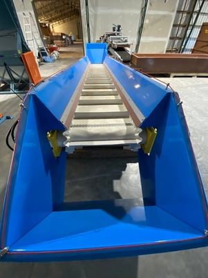 20" wide x 17' long, MC3 Conveyor #1, slider bed belt conveyor (D-Style), cleated belt, new surplus - Image 6